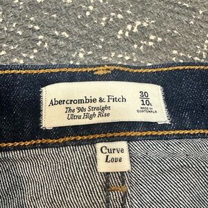 Abercrombie Ultra High Rise 90’s straight jeans, curve love, tall